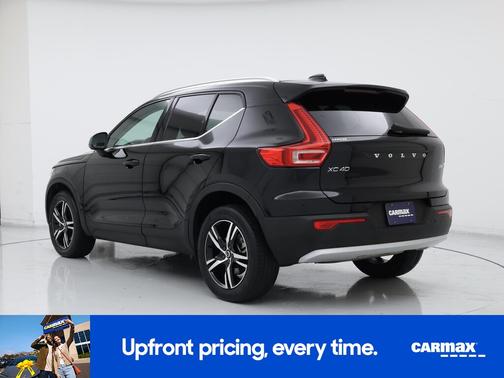 2023 Volvo XC40 B4 Plus Bright Theme
