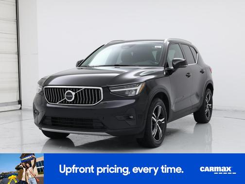 2023 Volvo XC40 B4 Plus Bright Theme