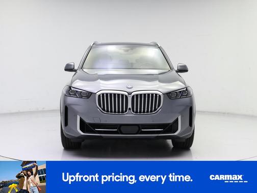 Gray 2024 BMW X5 PHEV xDrive50e