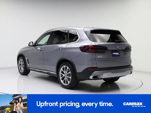 Gray 2024 BMW X5 PHEV xDrive50e