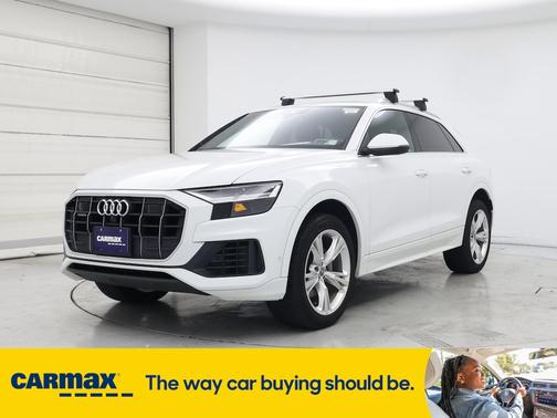 2019 Audi Q8 Premium Plus