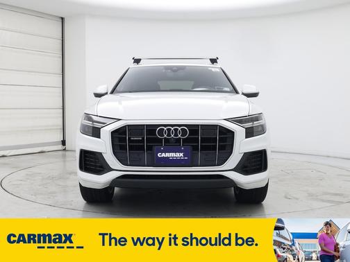 2019 Audi Q8 Premium Plus