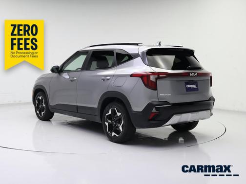 Gray 2025 Kia Seltos S