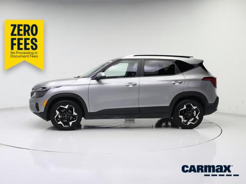 Gray 2025 Kia Seltos S
