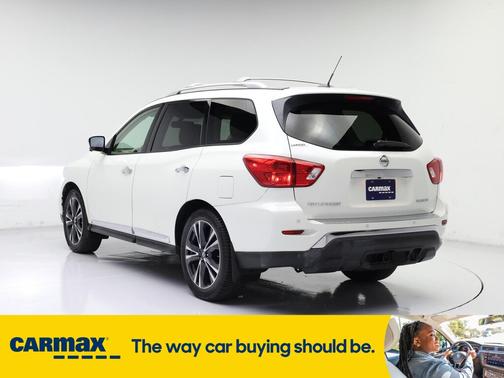 2017 Nissan Pathfinder Platinum