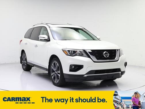 2017 Nissan Pathfinder Platinum