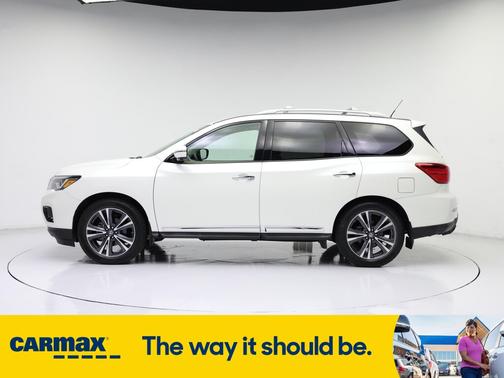 2017 Nissan Pathfinder Platinum