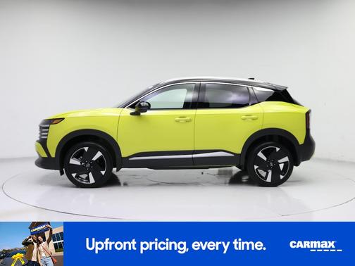 Green 2026 Nissan Kicks SR