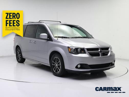 Silver 2017 Dodge Grand Caravan GT