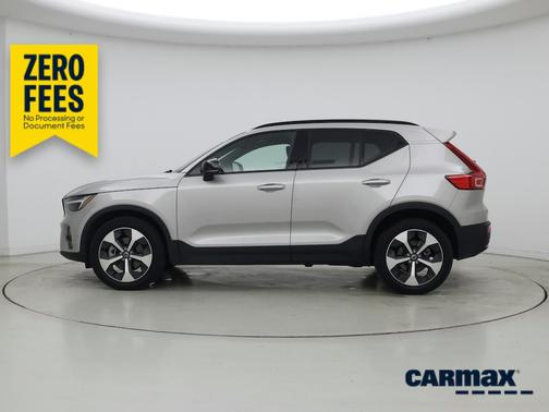 Silver 2025 Volvo XC40 B5 Plus Dark Theme
