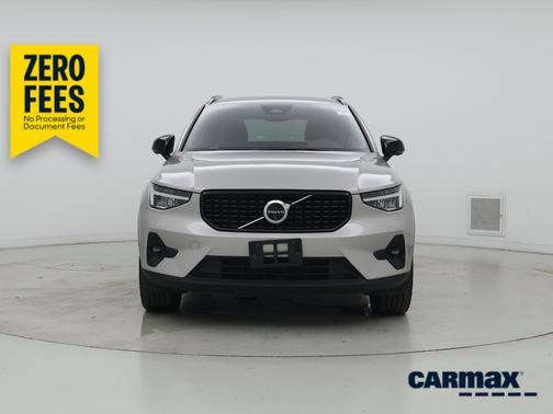 Silver 2025 Volvo XC40 B5 Plus Dark Theme