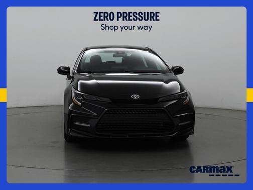 Black 2022 Toyota Corolla SE