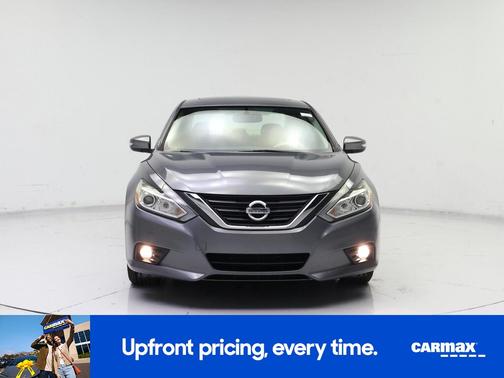 Gray 2016 Nissan Altima SL