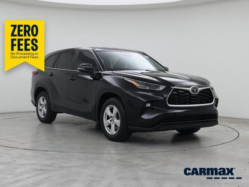 Black 2023 Toyota Highlander LE