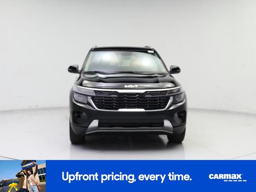 Black 2025 Kia Seltos S