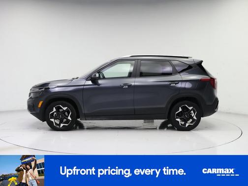 Gray 2025 Kia Seltos S