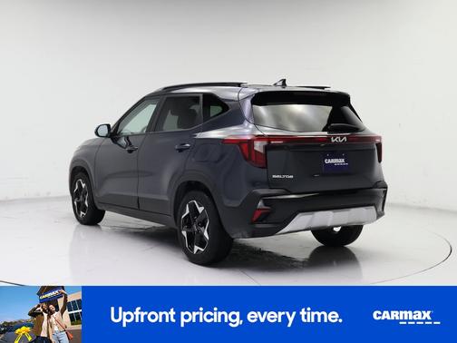 Gray 2025 Kia Seltos S