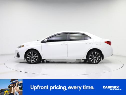 White 2019 Toyota Corolla SE