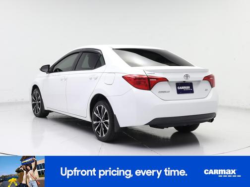 White 2019 Toyota Corolla SE