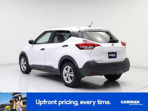 White 2019 Nissan Kicks S