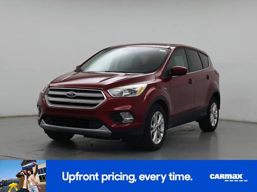 Red 2019 Ford Escape SE