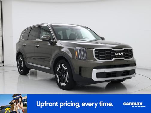 Green 2025 Kia Telluride S