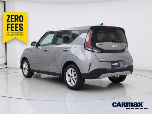 Gray 2025 Kia Soul LX