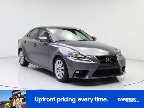 2016 Lexus IS 200t Base (A8)
