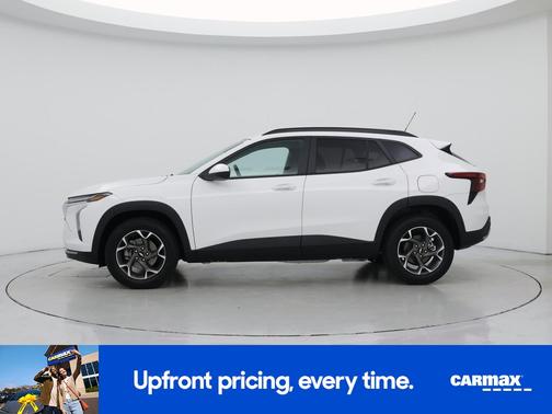 White 2024 Chevrolet Trax LT