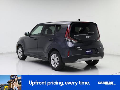 Gray 2025 Kia Soul LX