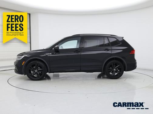Black 2023 Volkswagen Tiguan SE R-Line Black