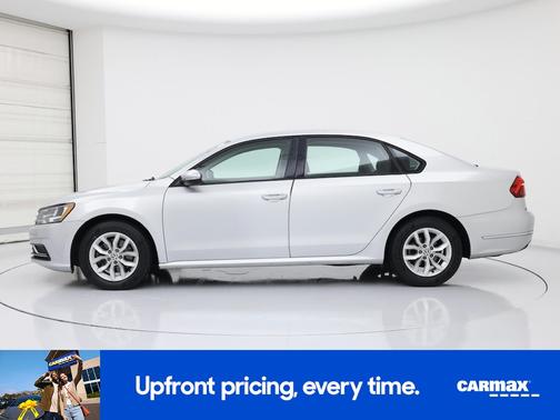 2018 Volkswagen Passat S