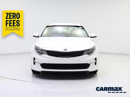 White 2017 Kia Optima LX