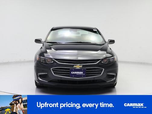 Gray 2017 Chevrolet Malibu LT