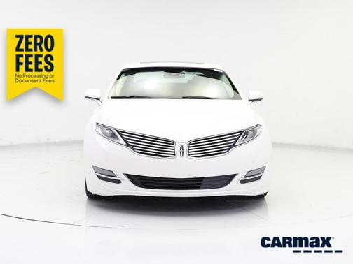 White 2015 Lincoln MKZ