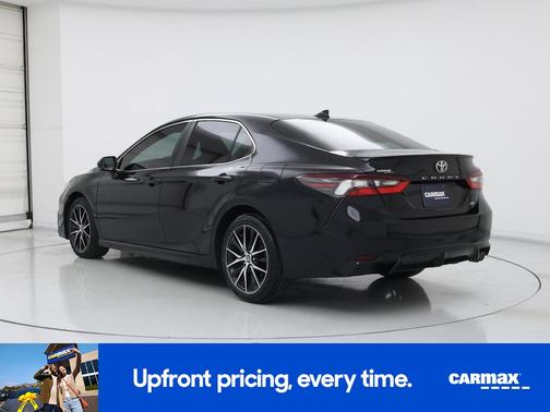 Black 2023 Toyota Camry SE