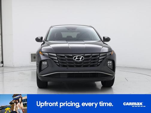 Gray 2023 Hyundai TUCSON SE