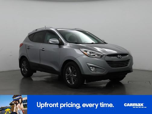 Gray 2015 Hyundai TUCSON SE