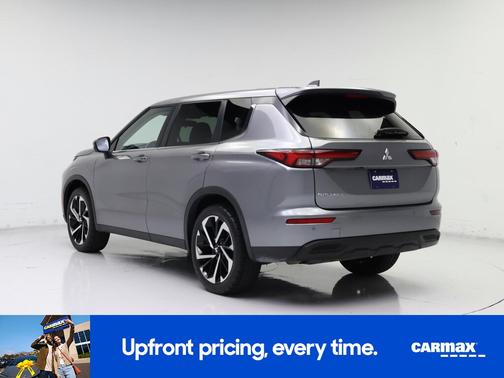 2022 Mitsubishi Outlander SE
