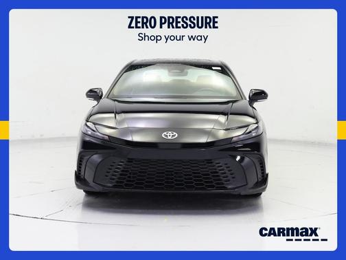Black 2025 Toyota Camry SE