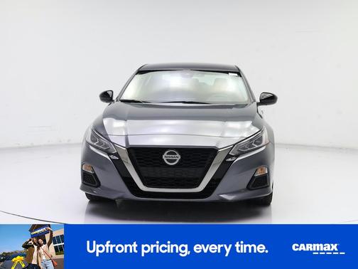 2020 Nissan Altima SR