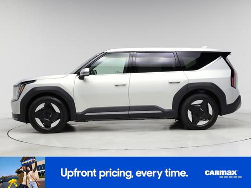 2026 Kia EV9 Light Long Range