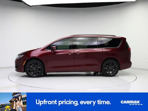 Red 2019 Chrysler Pacifica Limited