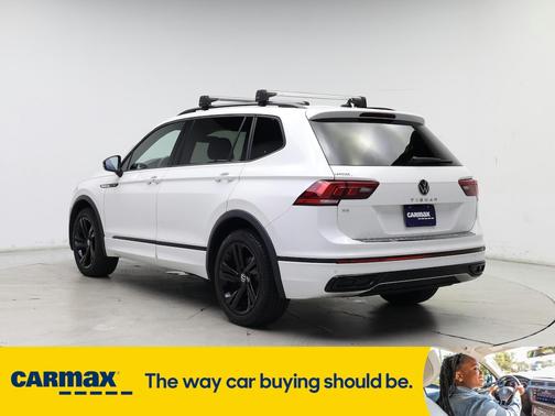 2023 Volkswagen Tiguan SE R-Line Black