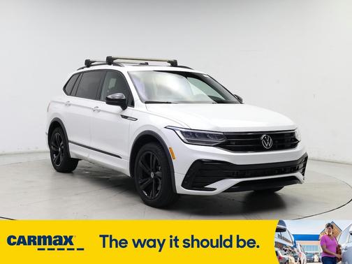 2023 Volkswagen Tiguan SE R-Line Black
