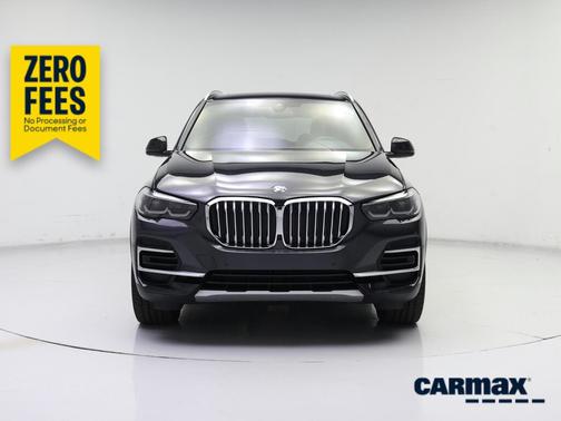 Gray 2023 BMW X5 sDrive40i