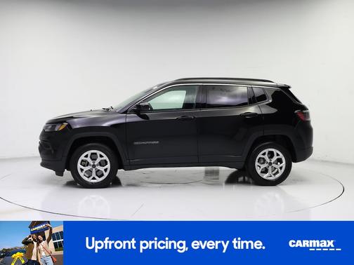 Black 2025 Jeep Compass Latitude
