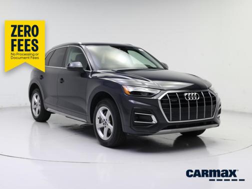 Gray 2023 Audi Q5 Premium