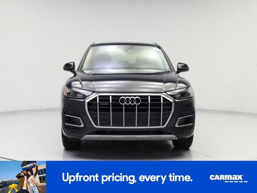 Gray 2023 Audi Q5 Premium