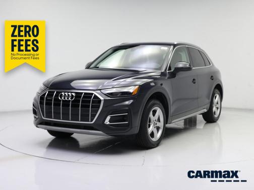 Gray 2023 Audi Q5 Premium